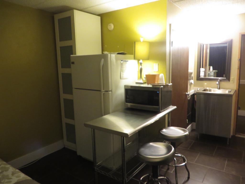 Riverside Suites North Mankato Стая снимка