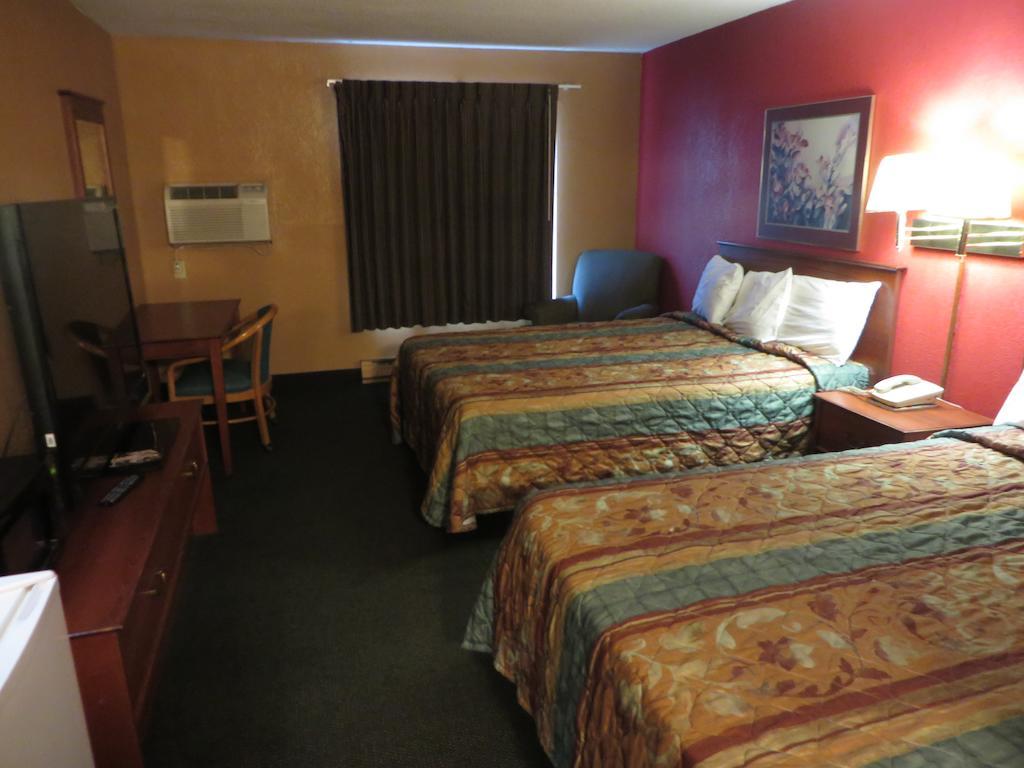 Riverside Suites North Mankato Стая снимка