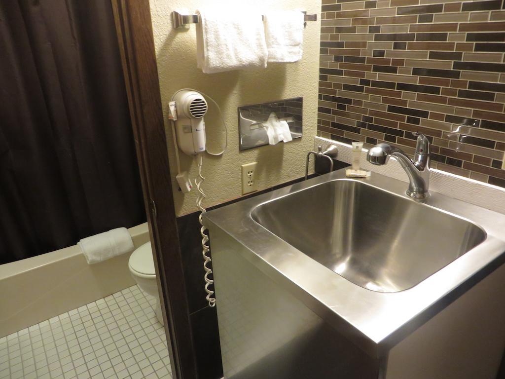 Riverside Suites North Mankato Стая снимка