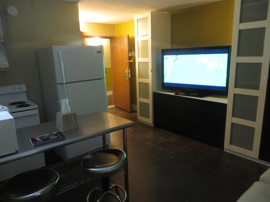 Riverside Suites North Mankato Стая снимка
