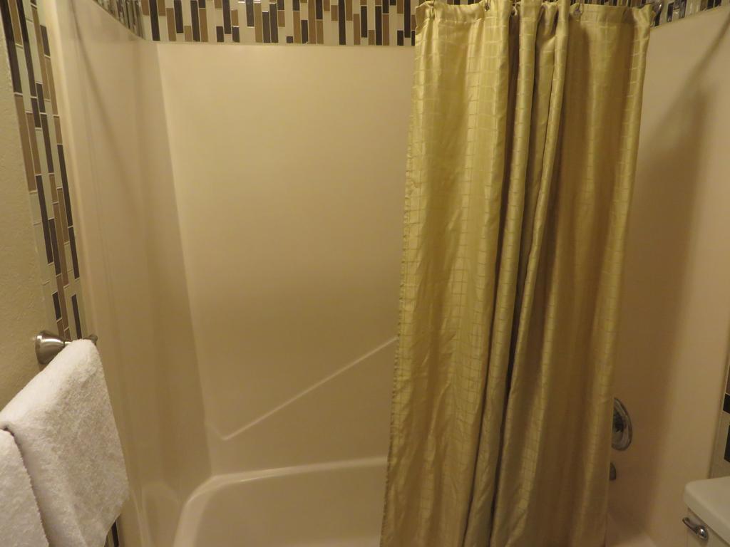 Riverside Suites North Mankato Екстериор снимка