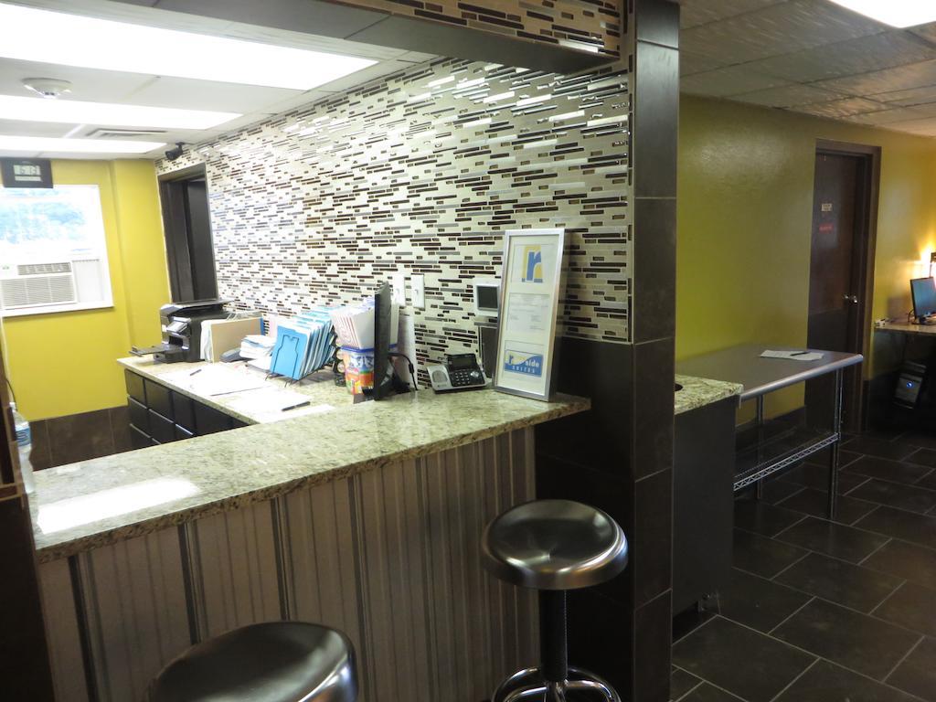Riverside Suites North Mankato Екстериор снимка